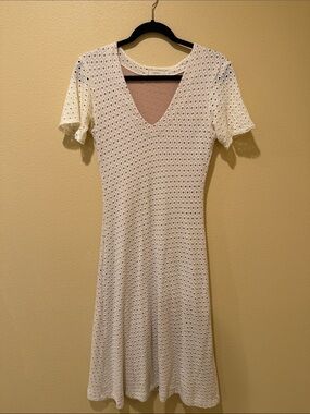 Cameo Cream V‑Neck Midi Dress